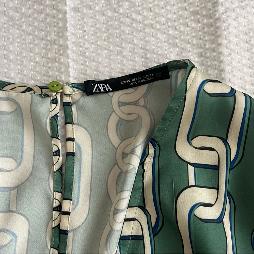ZARA Chain Print Faux Wrap Dress - Picture 2 of 6